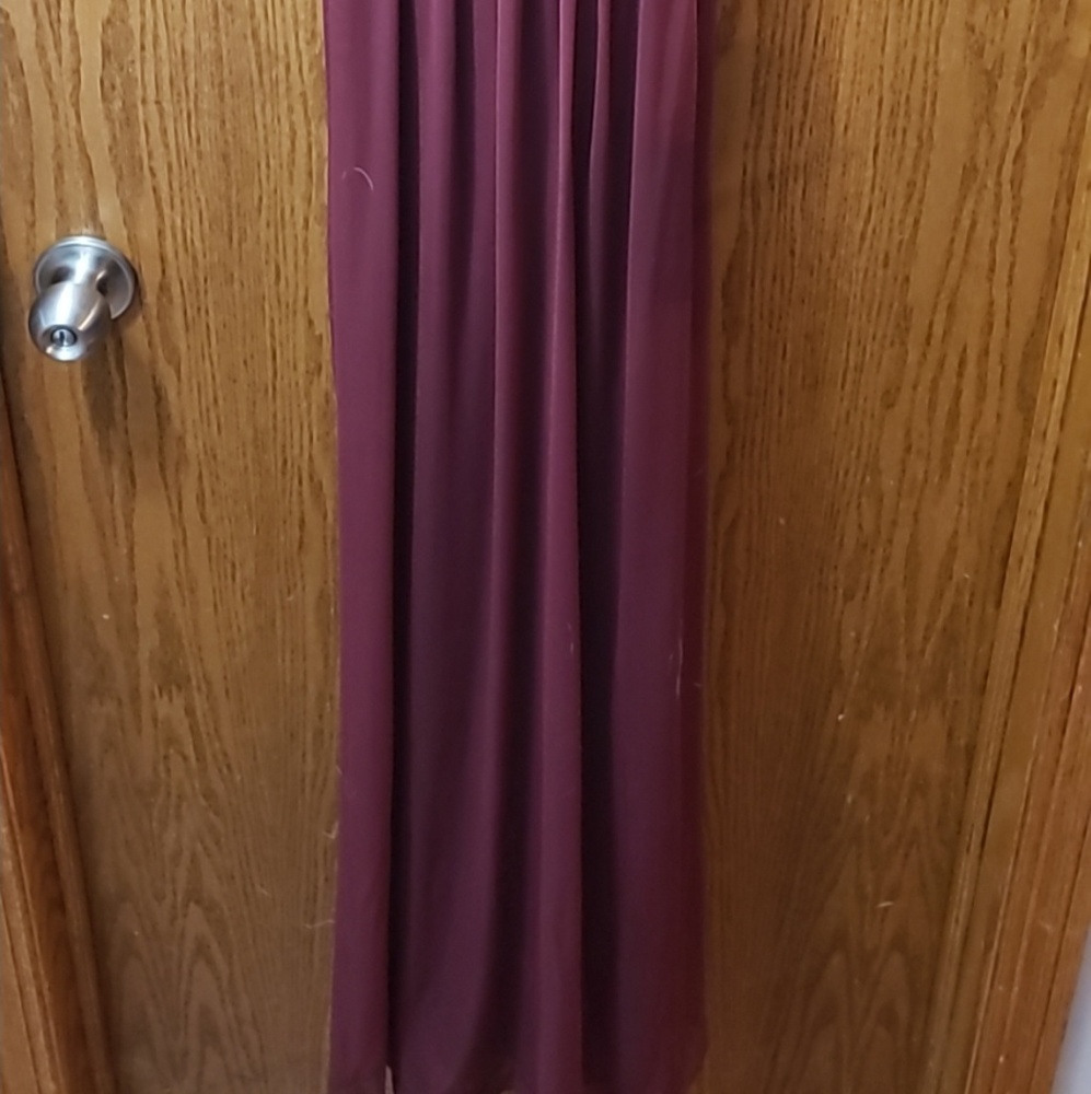 Formal dress - Picture 2 of 2